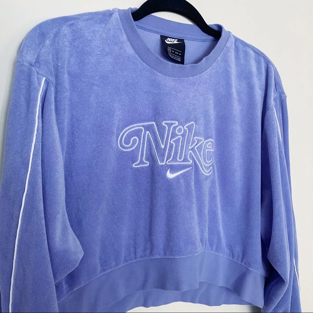 Nike terrycloth cropped embroidered crewneck sweatshirt lilac purple XS - Picture 2 of 6